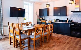 Albert'S Place